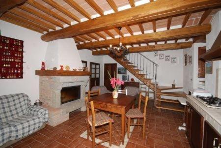 Agriturismo Ombianco Seggiano Ngoại thất bức ảnh